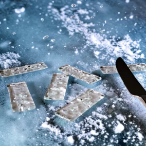 Porte couteaux en verre transparent