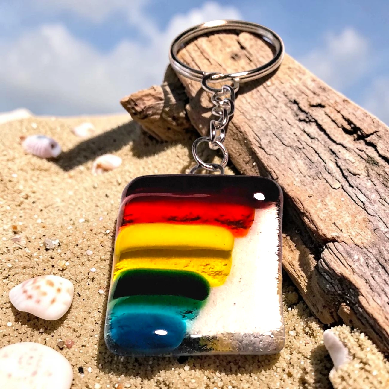 porte-clés verre fusionné arc-en-ciel asymétrique fait main France