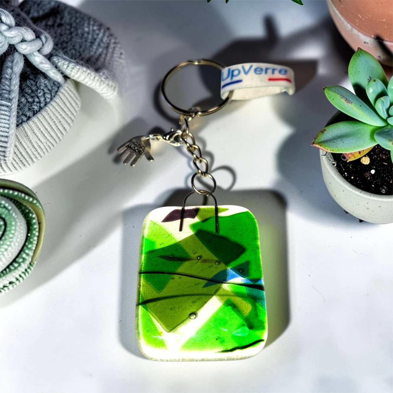 Porte clés - Bijou de sac artisanal vert avec boite cadeau