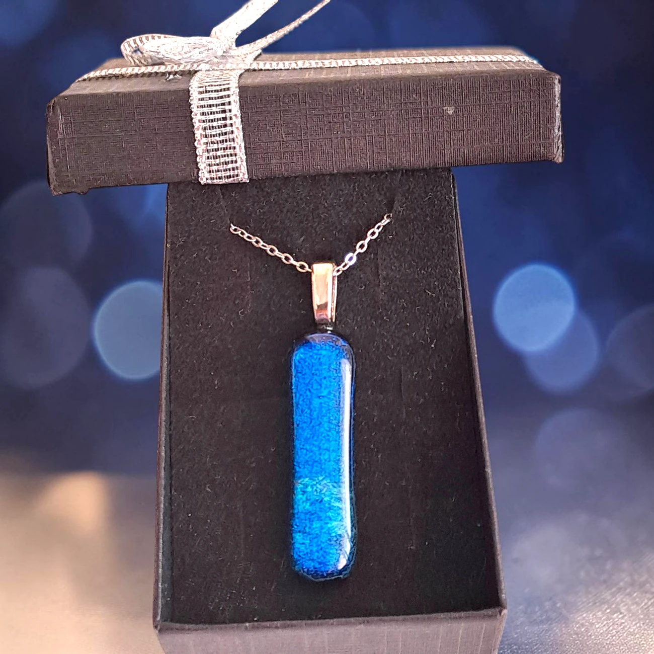Pendentif en verre dichroïque Bleu - Artisanal France